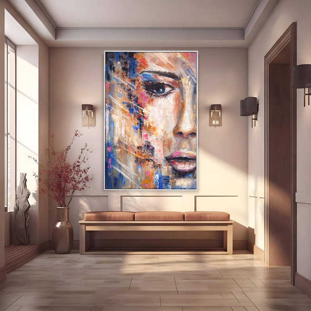 Tablou canvas cu pictura chip de femeie, in rama de aluminiu argintiu